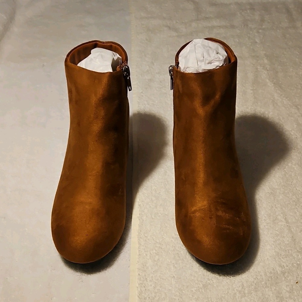 J. Adams Shoes Jody Cognac Suede Ankle Bootie Round Toe Zipper Women 7.5